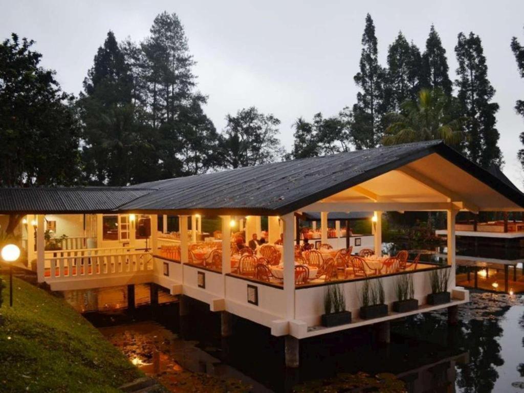 Selabintana Conference Resort Sukabumi Exterior foto