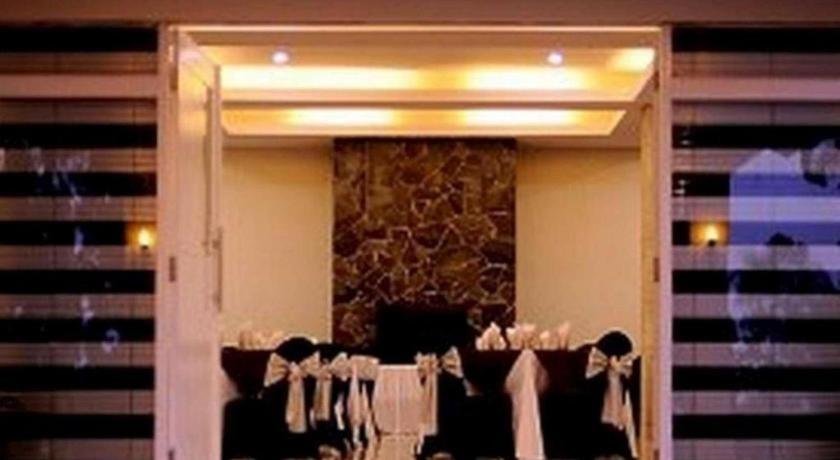 Selabintana Conference Resort Sukabumi Exterior foto